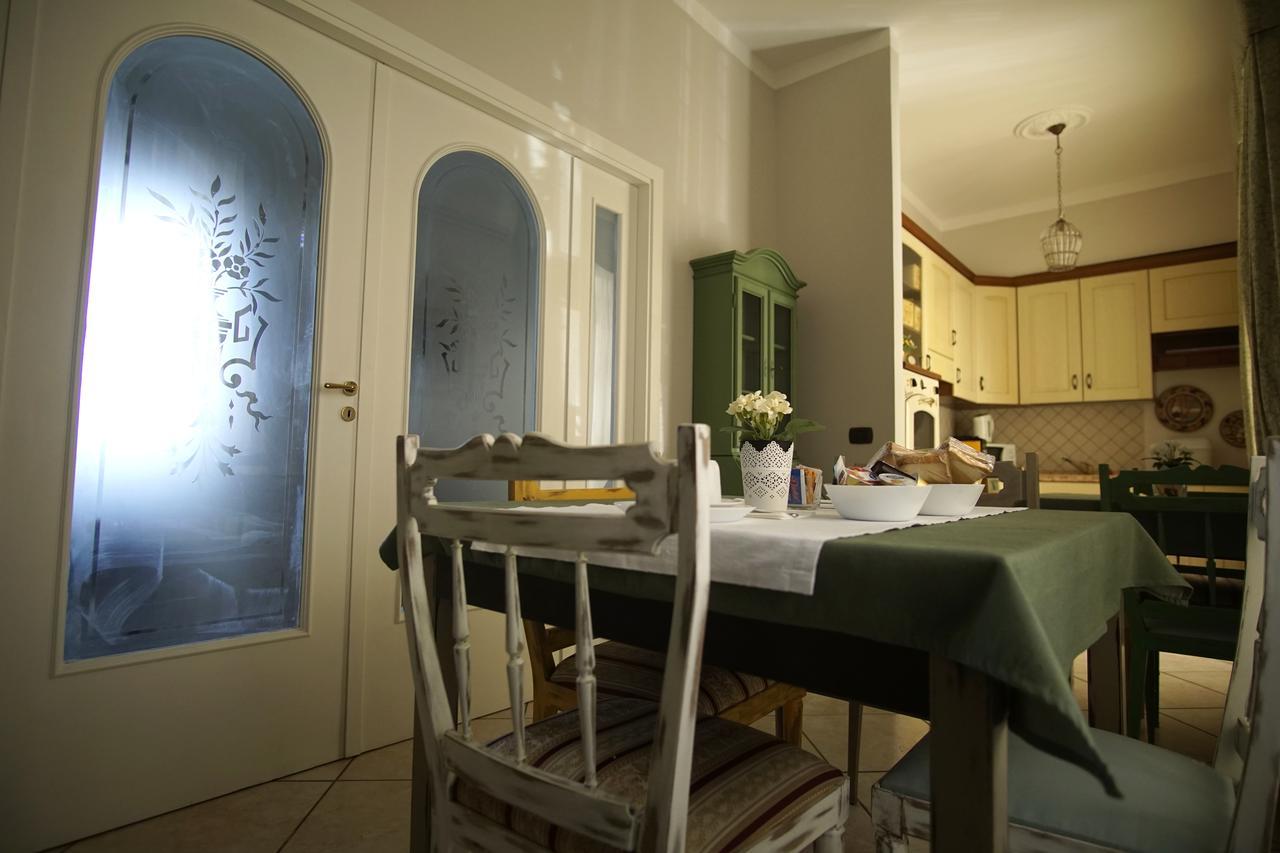 La Piccola Reggia Bed & Breakfast Caserta Ngoại thất bức ảnh